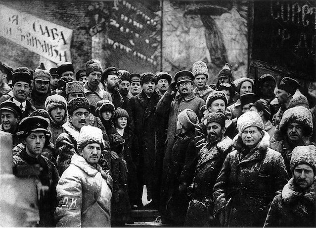 lenin-and-bolsheviks-in-red-square-on-the-second-anniversary-of-the-revolution